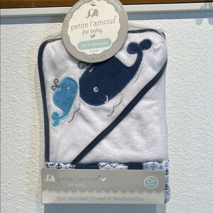 NEW Petite L’Amour 6 Piece Hooded Towel & Washcloths Set